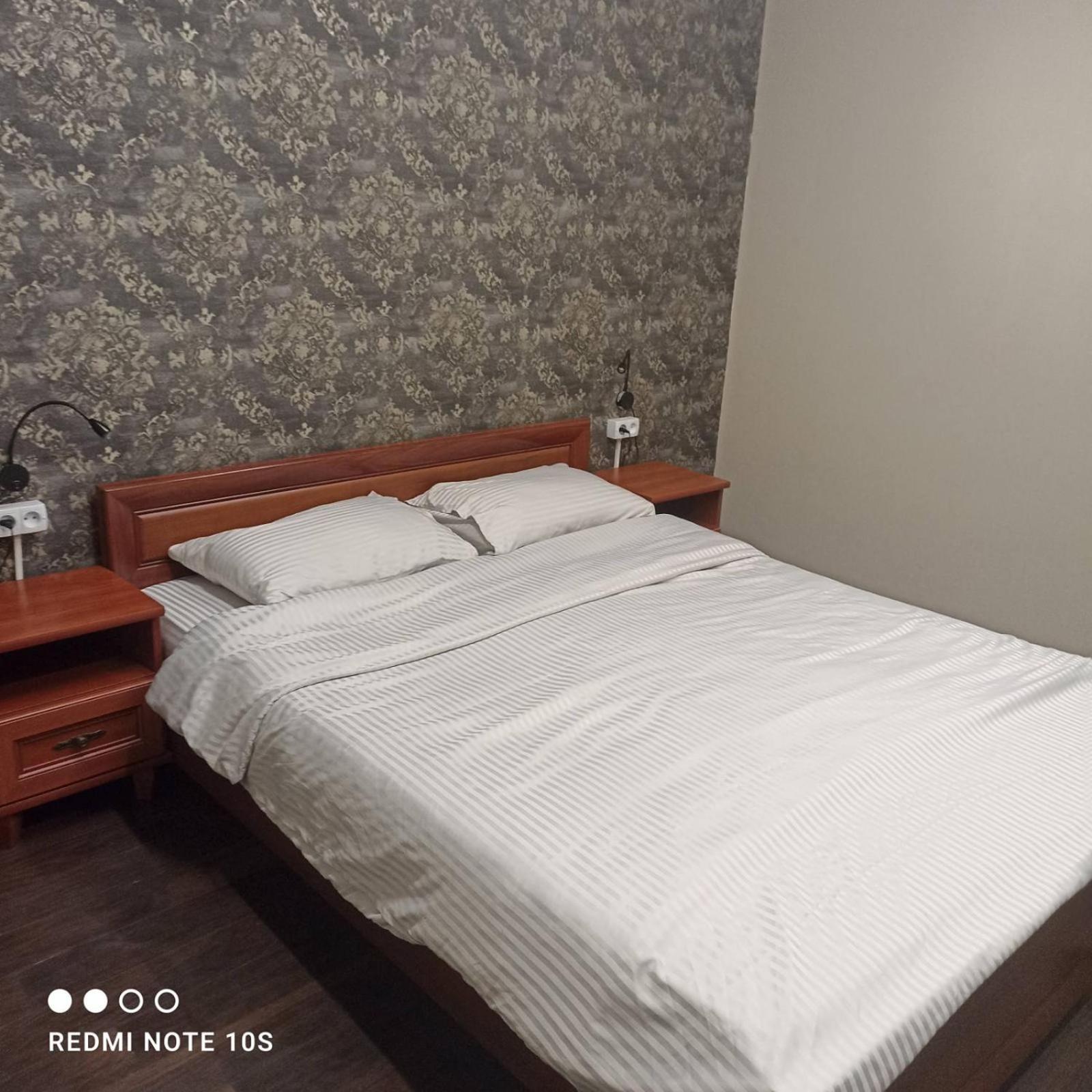 Friends Hostel Chişinǎu Buitenkant foto
